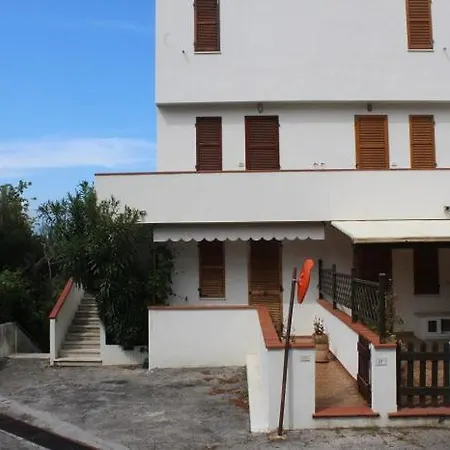 Trilo Gabriele Apartamento Marcelli